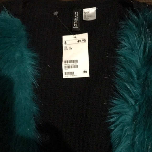 Sweater - Picture 2 of 3